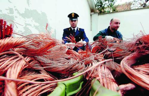 Furto di rame manda in tilt le Ferrovie Nord