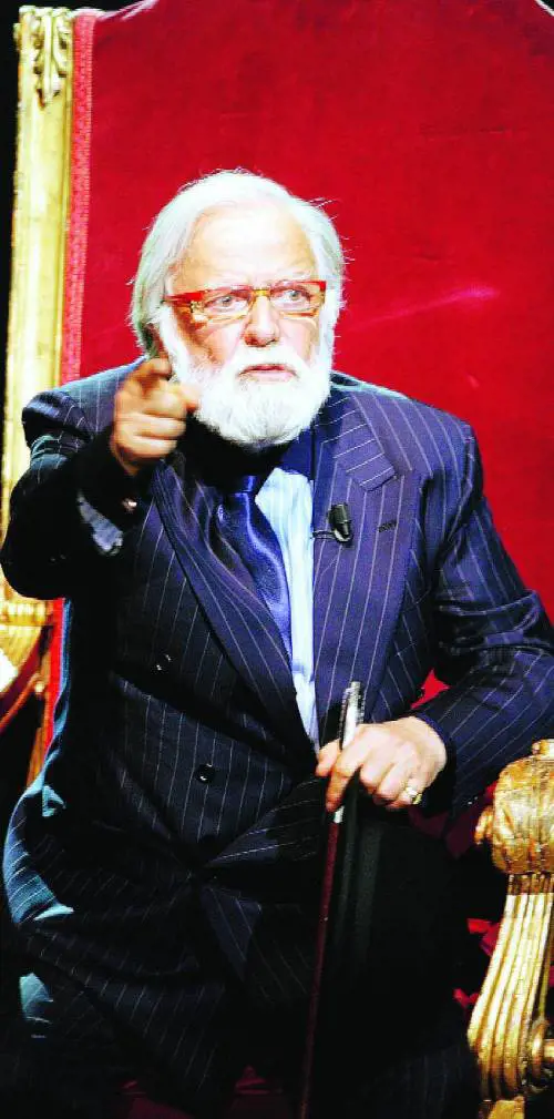 Canti, balli e invettive: è partita l«Apocalypse»