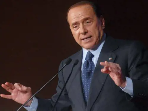 Ecco la legge che ferma Berlusconi