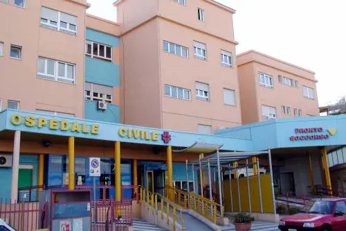 Morti in ospedale, "errore macroscopico" 
Sequestrati altri 70 impianti in tutta Italia