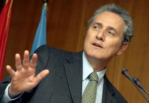 Pd, Rutelli messo in minoranza anche sulla data del congresso