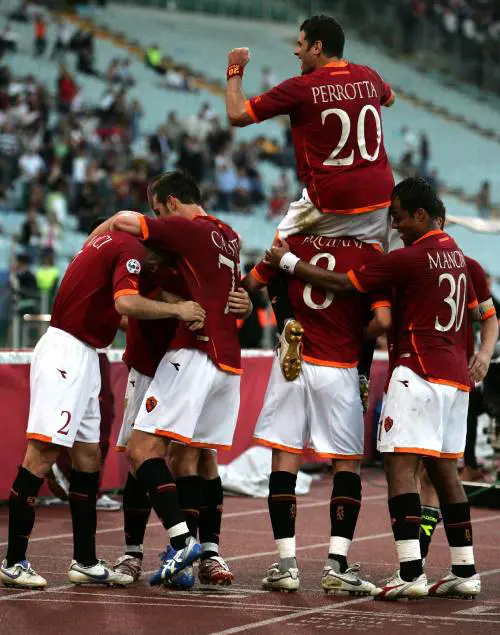 Coppa Italia, la Roma umilia 
un'Inter orrenda: 6-2