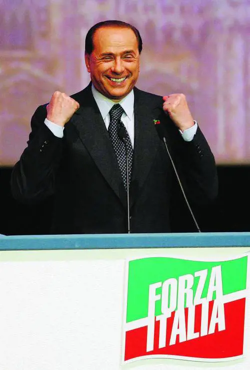 Berlusconi: "Dal voto nell’isola un’intimazione di sfratto a Prodi"