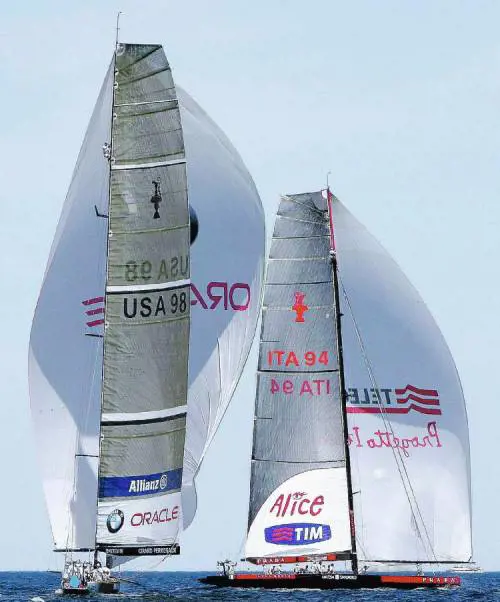 Luna Rossa vola, Bmw Oracle 
sull’orlo di una crisi di nervi