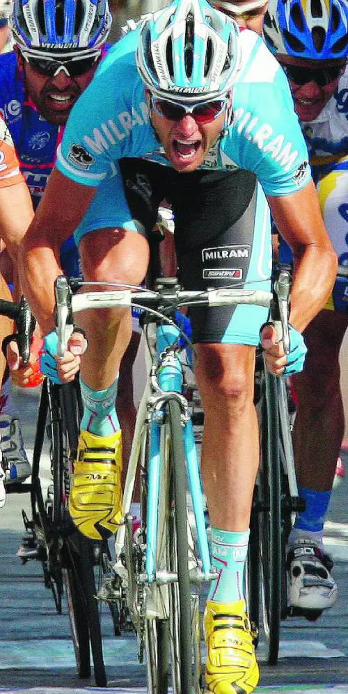 Vendetta per due Petacchi in volata Gasparotto in rosa