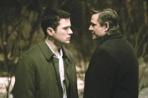 Scontro di doppiogiochisti nellFbi