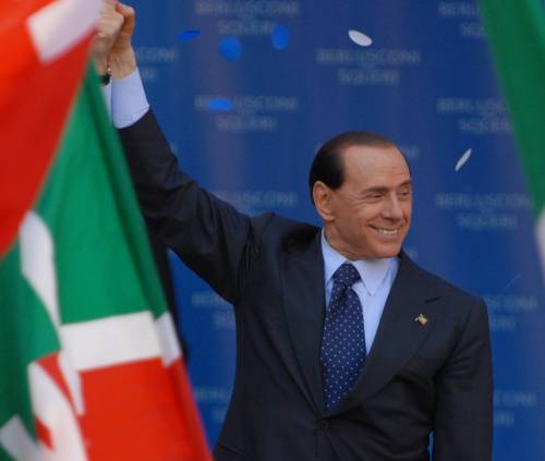 Berlusconi: "Elettori nauseati 
dalla sinistra senza ideali"