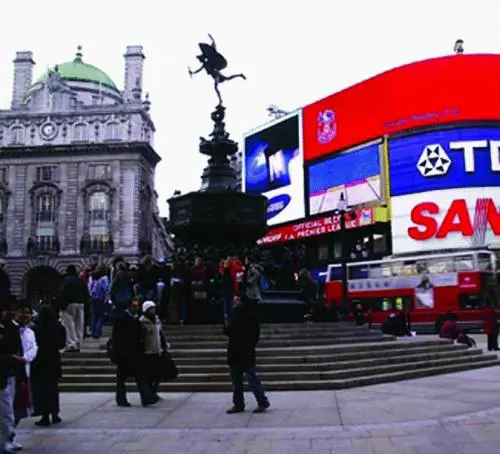 LA FUGA DEI CERVELLI