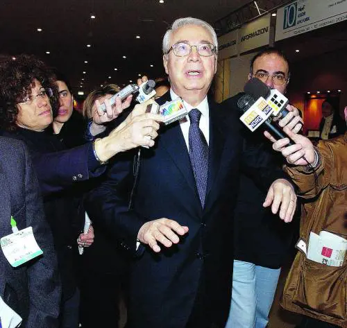 Capitalia ha fretta di uscire dalle Generali