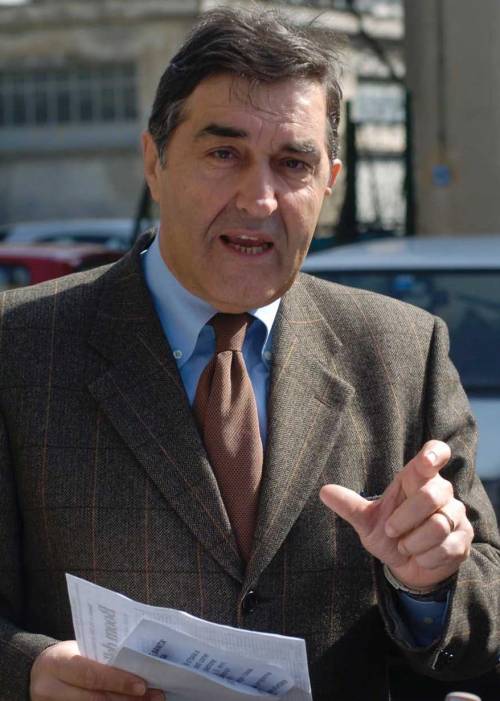 Mazzarello, il senatore che sbaglia più dei sondaggi