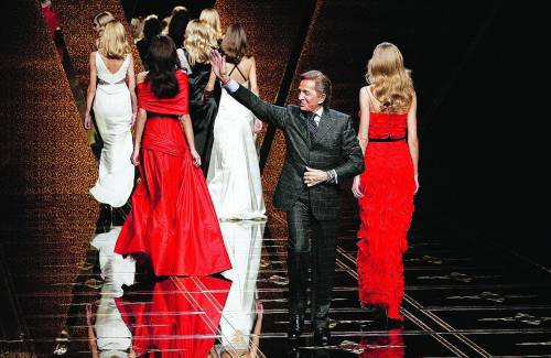Valentino passa di mano e dice addio  alla Borsa