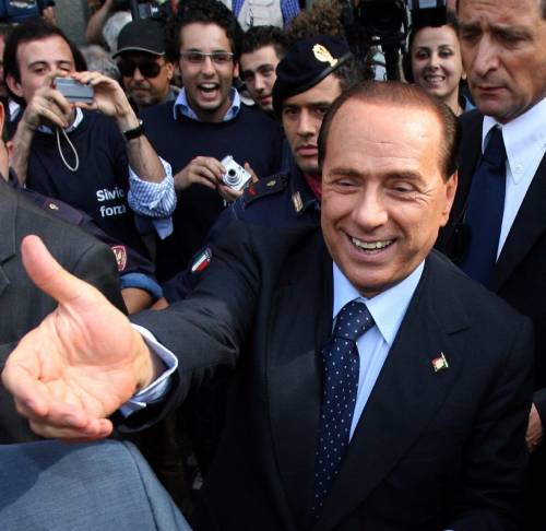 Berlusconi: "Elezioni via maestra. A sinistra tecniche staliniste per coprire le malefatte"