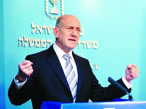 Olmert apre alla Siria: Golan in cambio di pace
