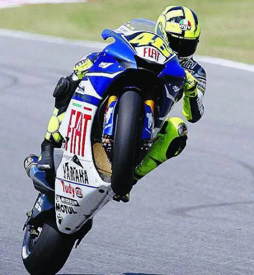 Alle cinque della sera Valentino si scatena