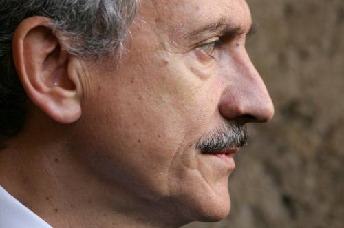 Intercettazioni, i pm condannano D'Alema: merita uno sciopero