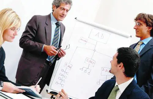 Lavoro, la rivincita dei cinquantenni da rottamati a generazione del futuro