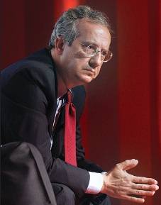 Parte da don Milani il tour ecumenico di Walter il buonista