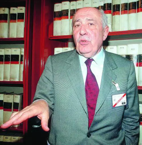 Laggregazione tra le società di energia e servizi servirebbe a fermare possibili acquisizioni dallestero. I tempi però non sembrano ancora maturi Multiutility, Brescia rilancia il megapolo del Nord