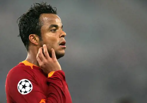 Il Liverpool vuole Mancini della Roma 
Per averlo offre 23 milioni in contanti