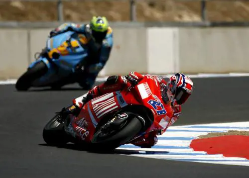 Stoner corre ormai da solo 
A Vale resta il quarto posto