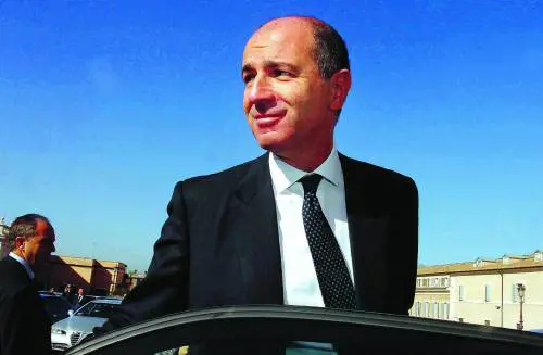 Intesa-Carifirenze, via libera allacquisizione