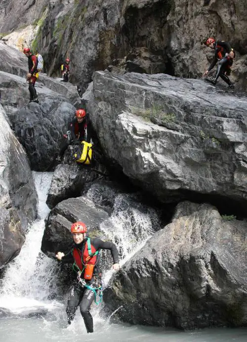 Valtellina, suicida col figlio 
per sfuggire al dolore