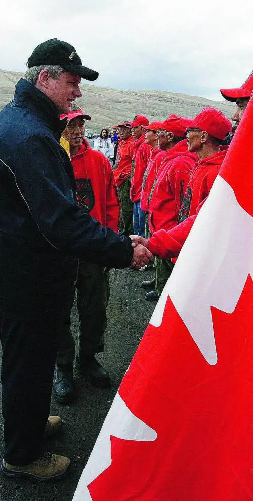 Guerra fredda al Polo Ottawa sfida Mosca con due basi militari