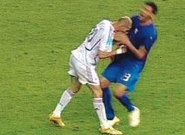 Mou, Giagnoni, Rossi, Zidane, il campo è un ring