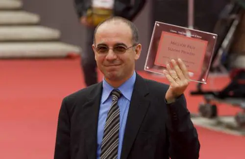 Brutta disavventura per Tornatore: derubato e picchiato in strada