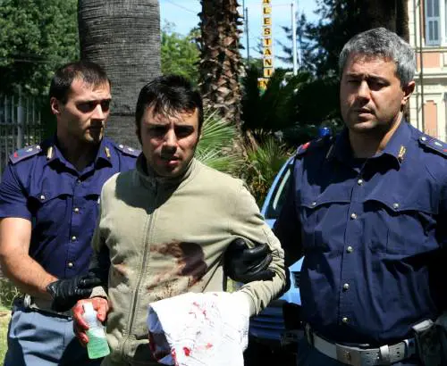 «Gli ho bloccato la strada e gli ho detto: fermo!»