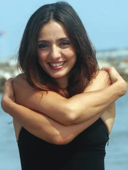 Ambra: "Dov’è lo scandalo? Buonasera, lo so dire"