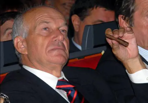 La manovra sinistra di Bertinotti: "La ricchezza va redistribuita"