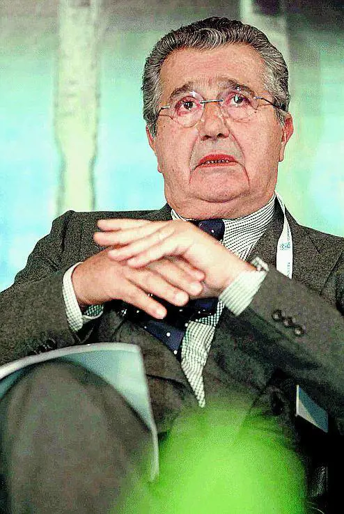 Il Palazzo ora si sente sotto assedio Sospetti sul «regista» De Benedetti