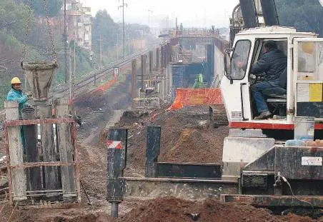 Tav, Di Pietro scarica Bersani. "Quei cantieri vanno riaperti"