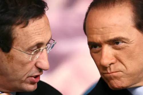 Fini: Silvio, avanti tutta sul partito unico
