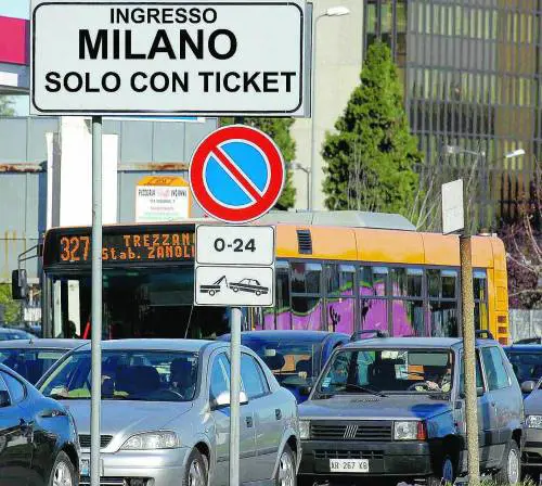 Avanti col ticket, ma spunta la formula «soft»