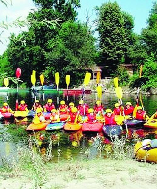 Coccolarsi felici in canoa-kayak sui fiumi lombardi