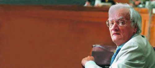 Lurlo di Contrada in cella: «Io, vittima di sciacalli voglio solo morire a casa»