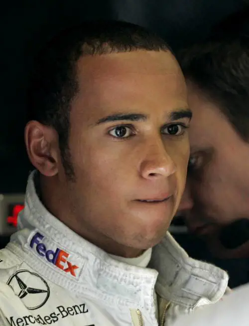 Hamilton minaccia Alonso: "Scorretto, me la pagherà"