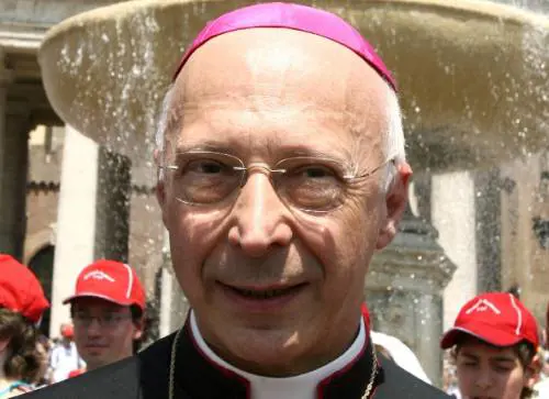 Bagnasco: "Italia, Paese in crisi morale"