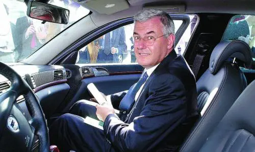 Uni-Capitalia: ok dellAntitrust Vince Profumo, «stop» a Intesa