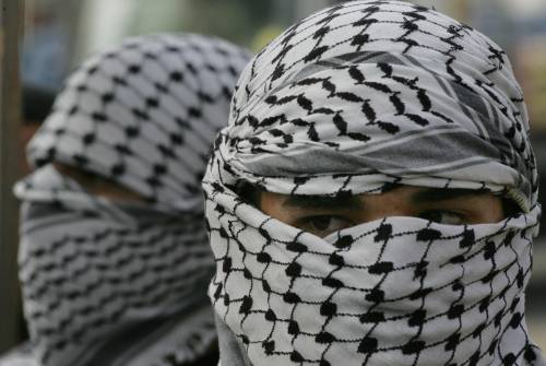 Kamikaze ad Algeri: 
Al Qaida rivendica