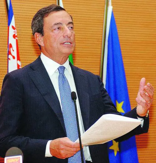 Tassi, Draghi difende lazione della Bce