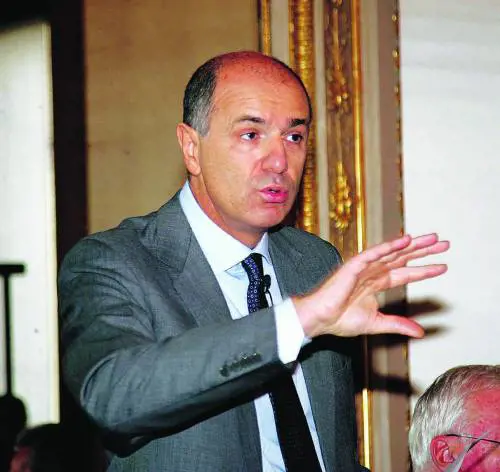 Telecom, per Intesa si chiude con Telco «nei tempi previsti»