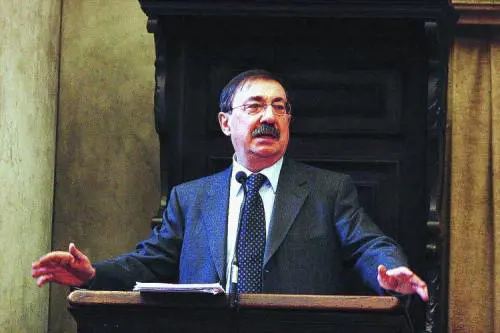 Mussi indaga sulla cattedra alla figlia di Rognoni