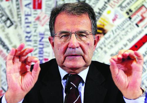 «Meno deputati». Ma gli stipendi non si toccano