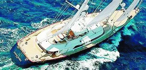 Larrembaggio dei giganti del mare È la Santa Maria la regina delle vele