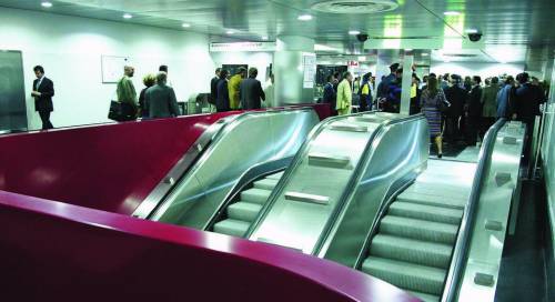 Bentornata Manzoni Ma per la metro A i disagi continuano