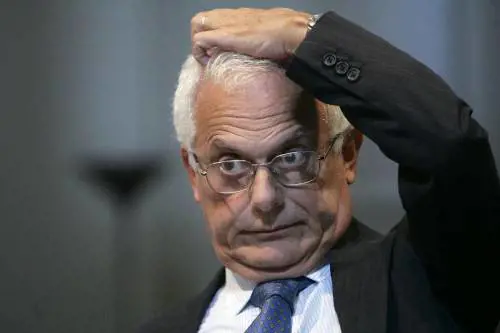 La scoperta di Visco: "Tasse 
mai così alte dal dopoguerra"