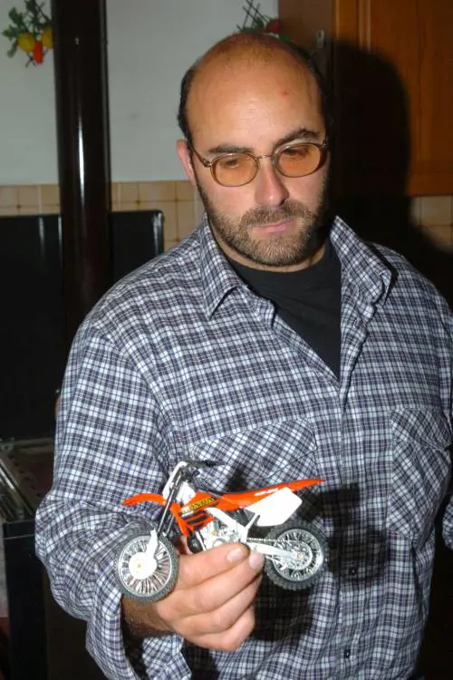 Parla il papà di Renzo 
"Io non li perdono"